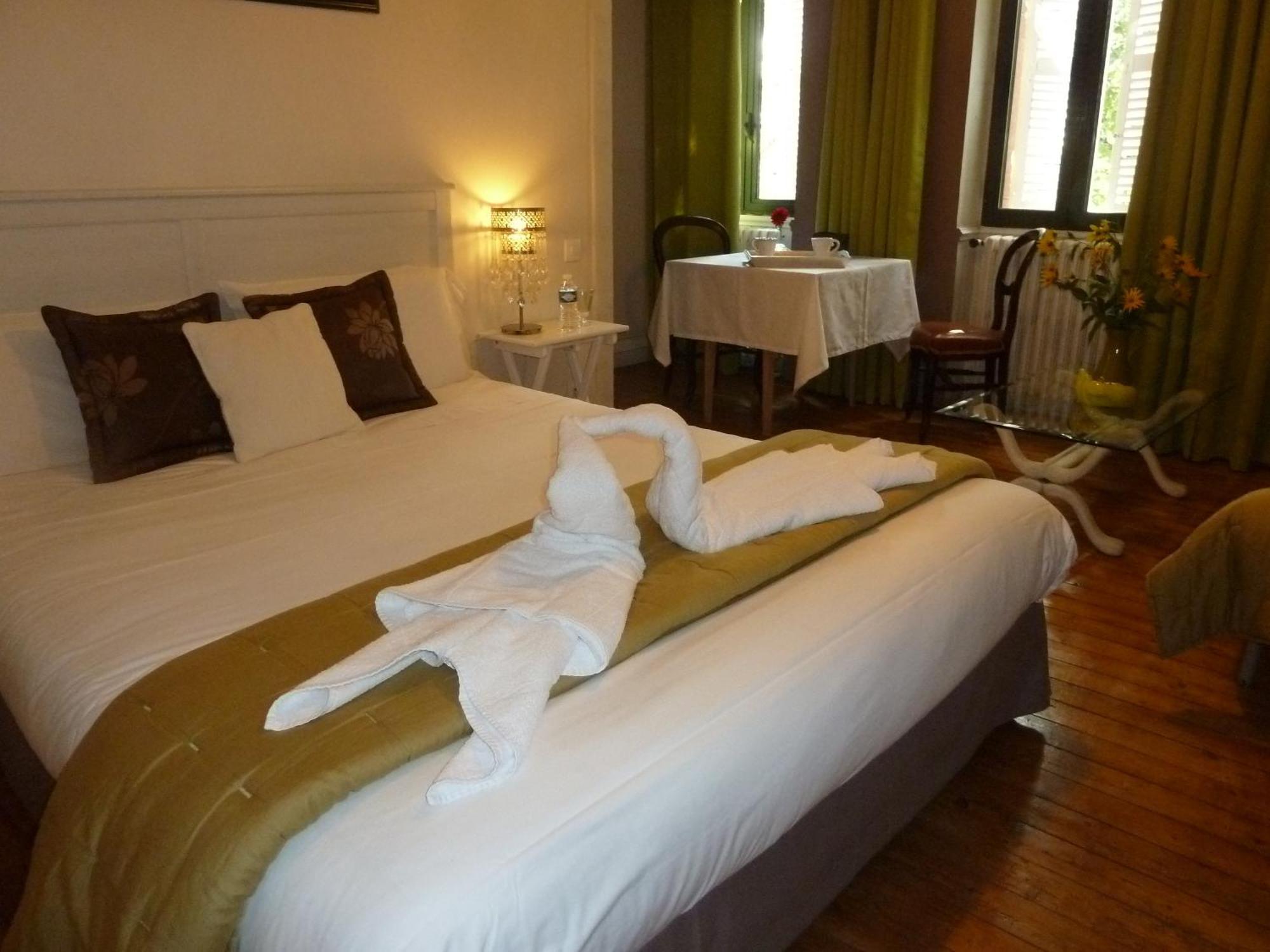 Chambre D'Hotes "Le Village" Villenouvelle Oda fotoğraf