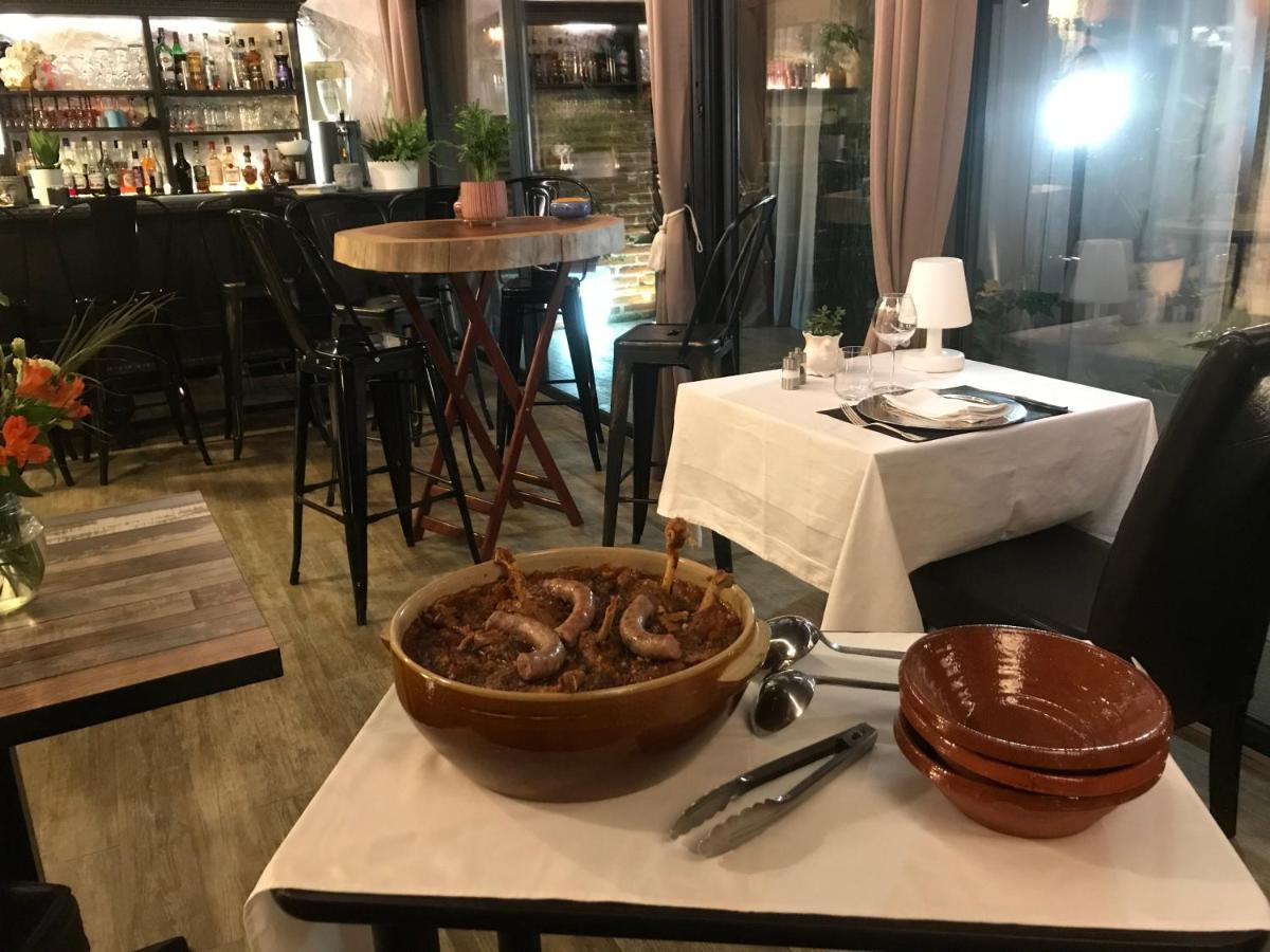 Chambre D'Hotes "Le Village" Villenouvelle Dış mekan fotoğraf